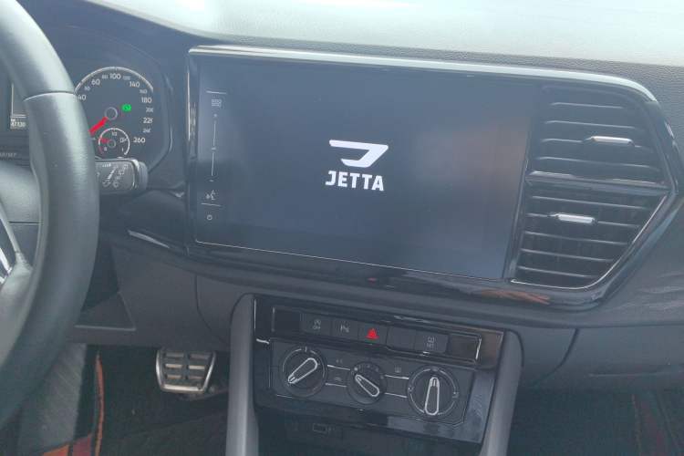 Used Jetta VS7 2020 1.4T Automatic Enjoyment Model Audio And AC Panel