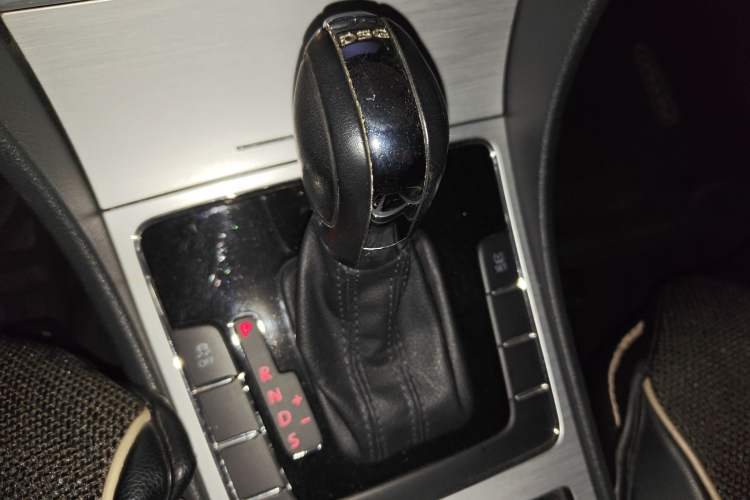 Used Volkswagen Passat 2014 1.8TSI DSG Prestige Edition
