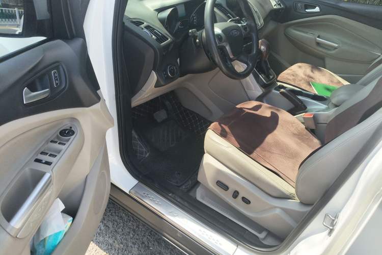 Used Ford Kuga 2013 2.0L GTDi Four-Wheel Drive Premium Model
