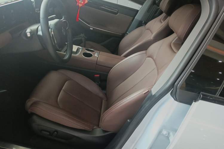 Used Leapmotor C01 2022 Rear-Drive Long-Range Version Left Front Seat