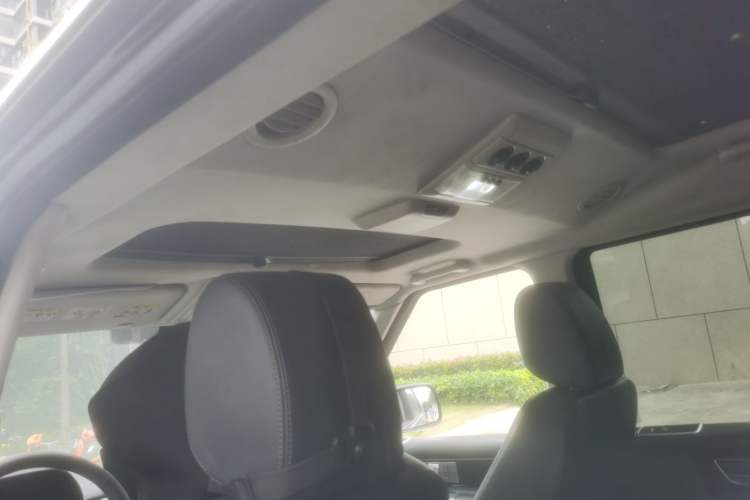 Used Land Rover Discovery 2012 3.0 SDV6 HSE Diesel Version
