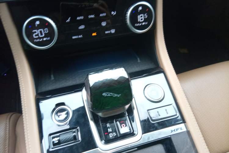 Used Jaguar XFL 2024 2.0T P250 Two-Wheel Drive Prestige Luxury Edition