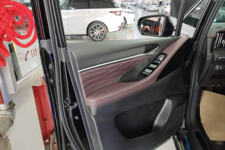 Used GAC Trumpchi M8 2024 Master Series 400T Prestige Edition