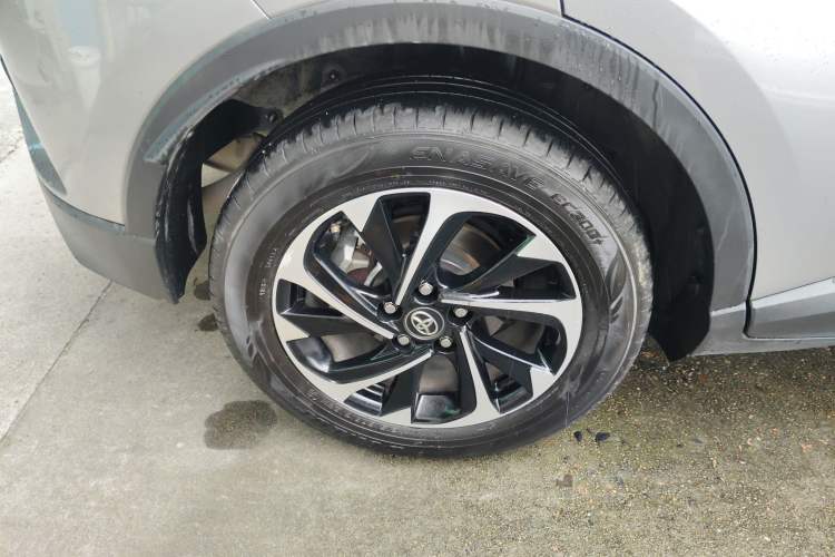 Used Toyota IZOA 2020 2.0L Yichi Version