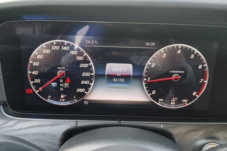 Used Mercedes-Benz E-Class 2018 Facelift E 200 L Sport Edition