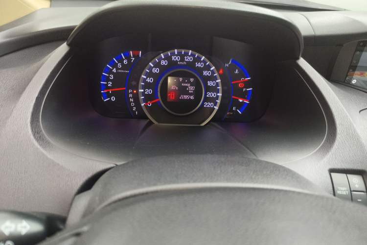 Used Honda Odyssey 2009 2.4L Luxury Edition Odometer Close Up