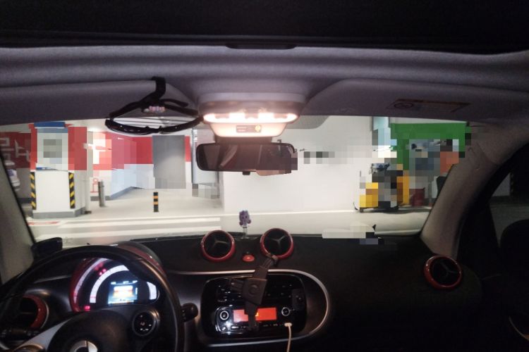 Used smart fortwo 2018 1.0L 52kW Hardtop Passion Edition China V Standard
