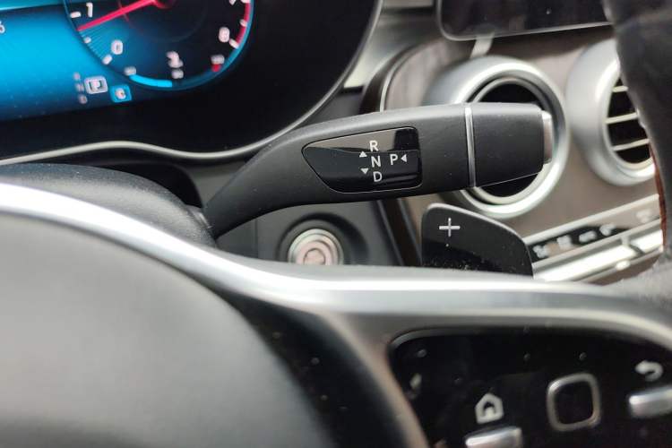 Used Mercedes-Benz GLC 2021 GLC 260 L 4MATIC Luxury Model Gear Lever