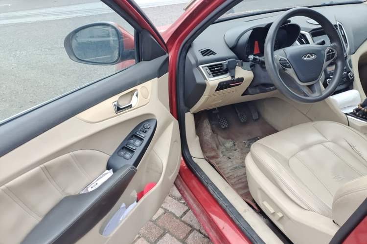 Used Chery Arrizo 7 2013 1.6L Manual ZhiXiang Edition Driver Seat