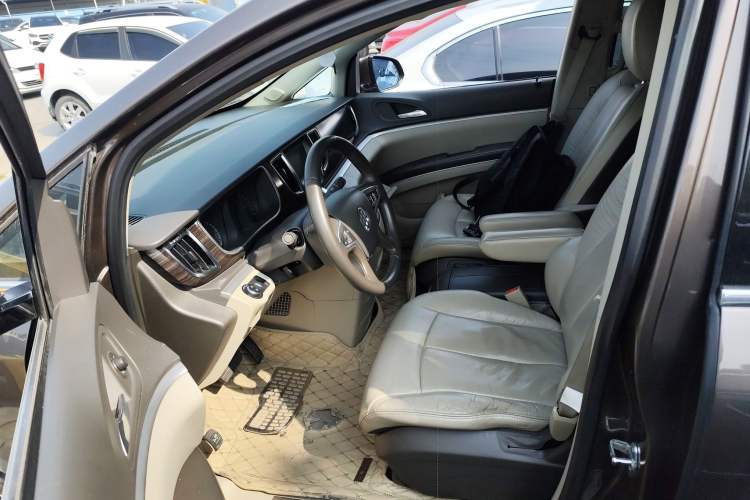 Used Buick GL8 2013 3.0L XT Luxury Business Flagship Edition