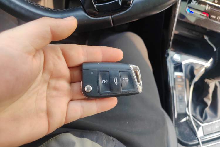 Used Volkswagen Tayron 2020 330TSI Two-Wheel Drive Luxury Connected Pro Edition