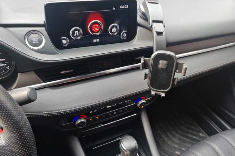 Used Mazda Atenza 2021 2.0L Blue Sky Luxury Edition Audio And AC Panel