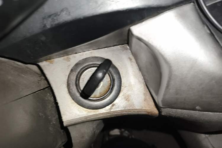 Used Jinbei Hiace 2014 2.0L 5th Generation Kuaiyunwang Business Version 4G20B Vehicle Key