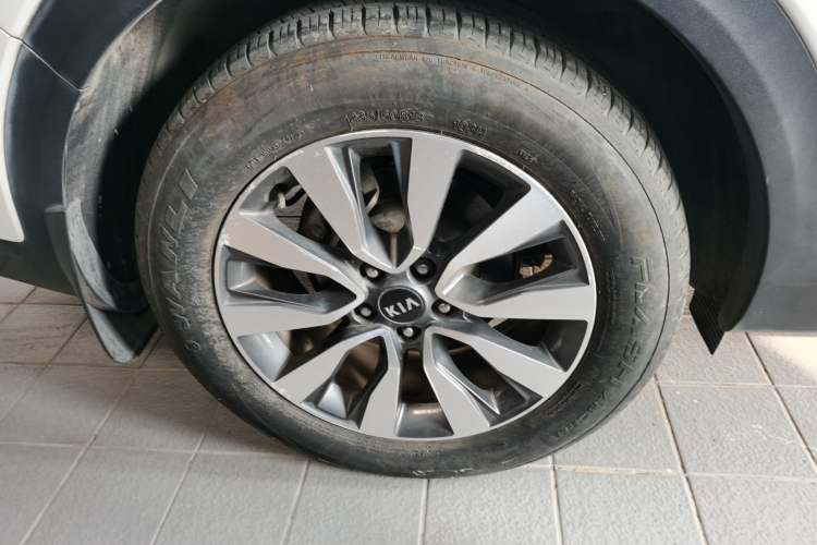 Used Kia KX7 2017 2.0T Automatic All-Wheel Drive LUX 7-Seater