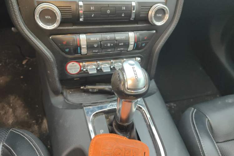 Used Ford Mustang 2015 2.3T Automatic U.S.-Spec Version