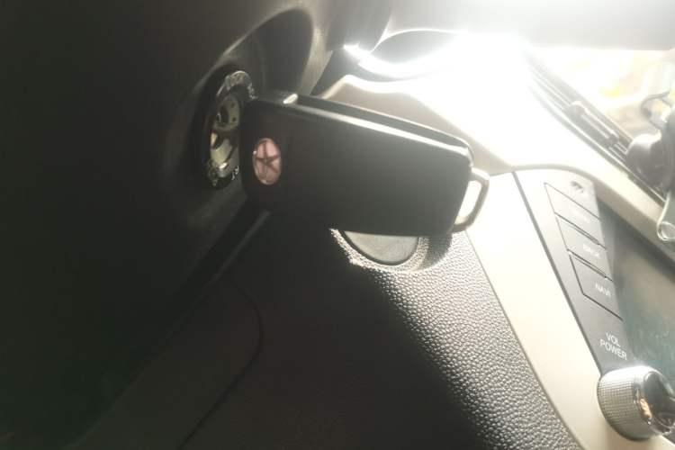 Used JAC Refine S2 2015 1.5L CVT Luxury Smart Version