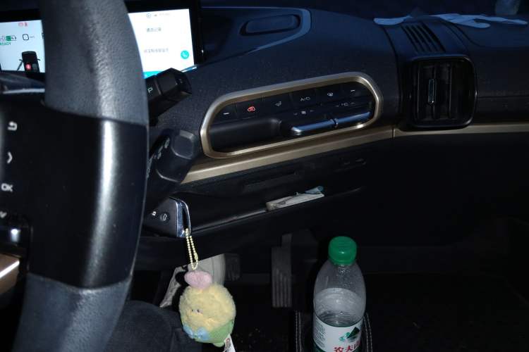 Used Baojun KiWi EV 2022 Designer Lite Edition Lithium Iron Phosphate