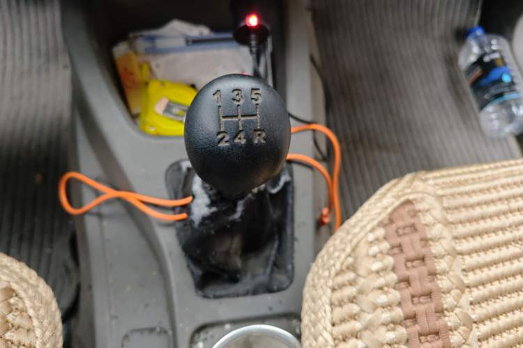 Used Wuling Rongguang V 2019 1.5L Window-Sealed Utility Model China VI LAR Gear Lever