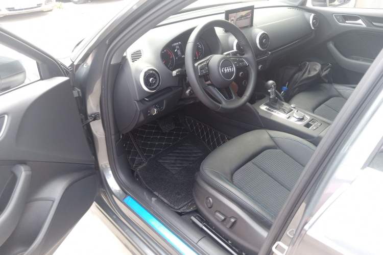 Used Audi A3 2020 Sportback 35 TFSI Fashion Edition China VI Emission Standard