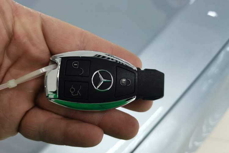 Used Mercedes-Benz S-Class 2014 S 320 L Business Model