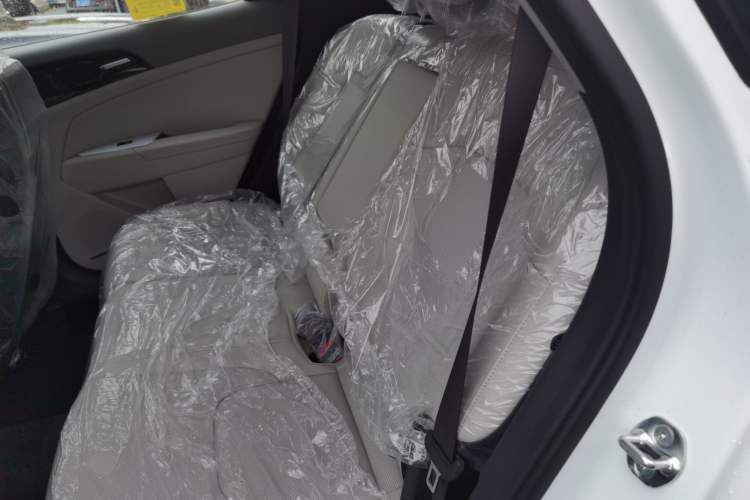 Used Kia Sportage (Chinese Domestic Model) 2025 1.5T Two-Wheel Drive Prestige Edition
