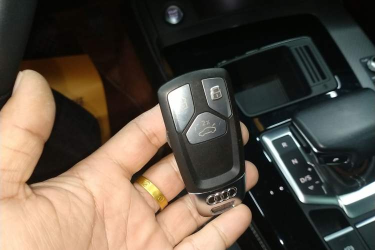 Used Audi Q5L 2023 40T Luxury Dynamic Model