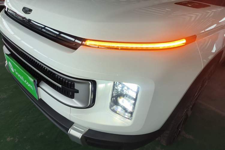 Used Geely Auto icon 2023 1.5TD Chocolate Smoothie Edition
