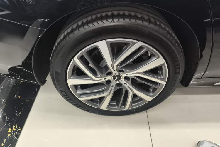 Used Mercedes-Benz E-Class 2024 E 300 L Stylish Model