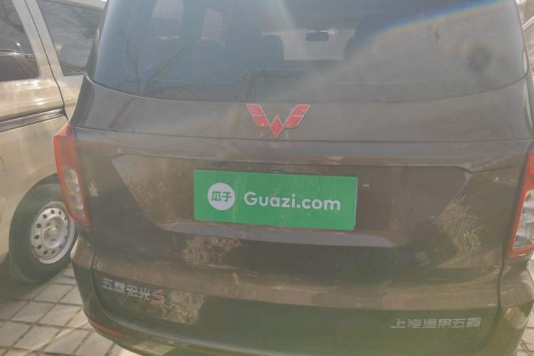 Used Wuling Hongguang 2021 1.5L Revised S Standard Version with Electric Power Steering LAR
