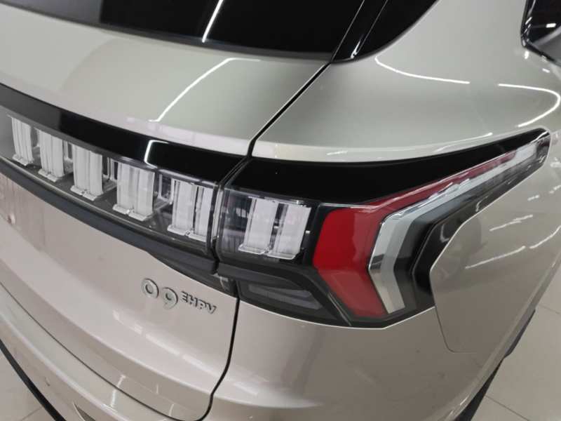 Used Lynk & Co 09 EM-P 2021 2.0T PHEV Halo Six-Seater — 7
