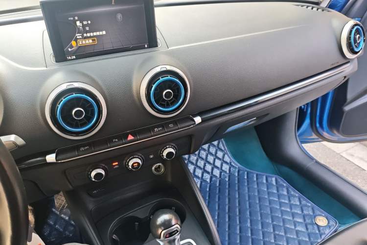 Used Audi A3 2020 Limousine 35 TFSI Fashion Edition China VI Emission Standard