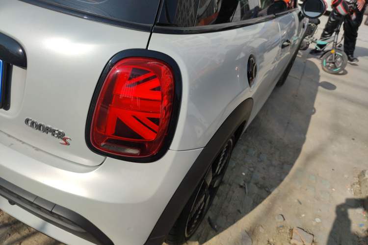 Used MINI 2022 Updated 2.0T COOPER S Artist Right Rear Taillight
