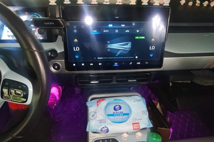 Used AION Y 2021 70 Intelligent Edition Audio And AC Panel