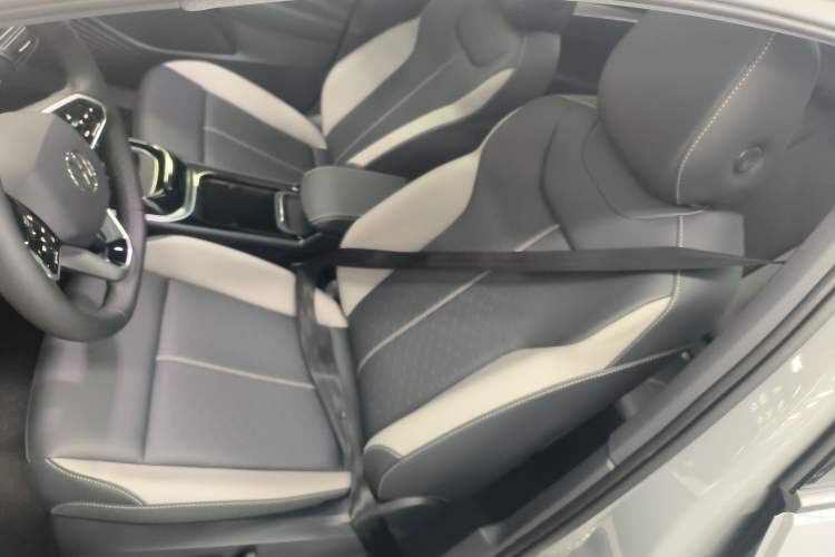 Used Volkswagen ID.4 CROZZ 2026 Model Pure Enjoyment Edition PURE