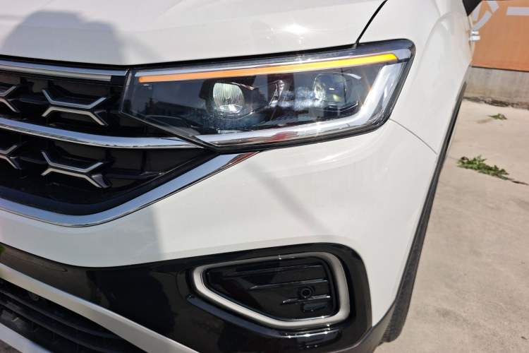 Used Volkswagen Tayron 2024 300TSI Two-Wheel-Drive Luxury Plus Advanced Version Left Front Headlight