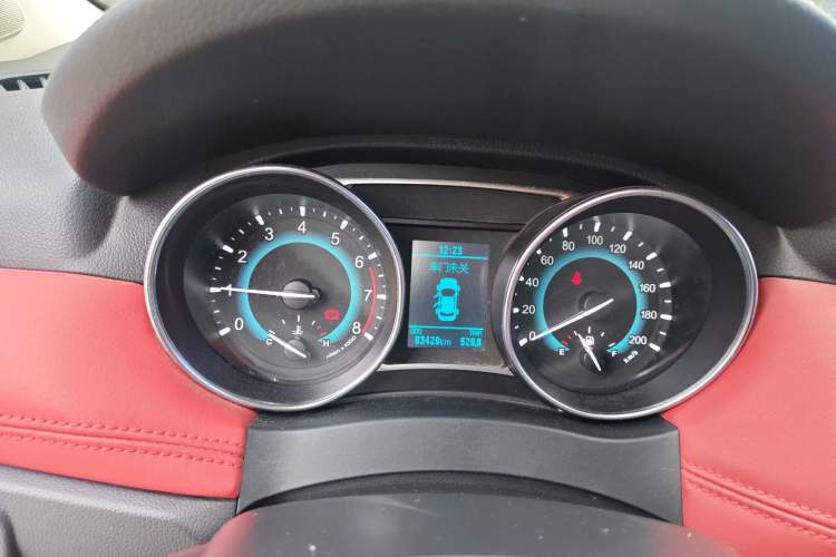 Used Haval H1 2016 Blue Label 1.5L Manual Luxury Model
