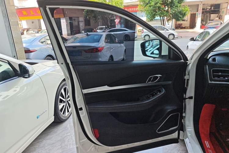 Used JETOUR X70 2022 1.5T DCT YueXing Edition 5 Seats