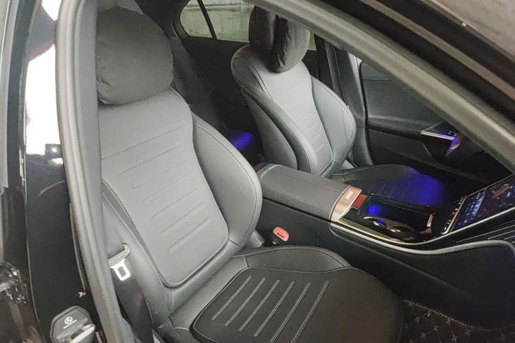 Used Mercedes-Benz C-Class 2024 C 200 L Sport Edition Right Front Seat