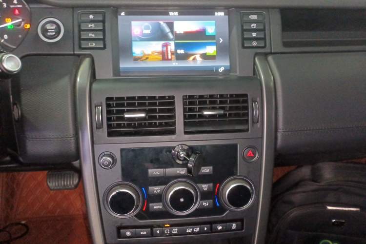 Used Land Rover Discovery Sport 2019 240 PS SE Dynamic Version China VI Standard