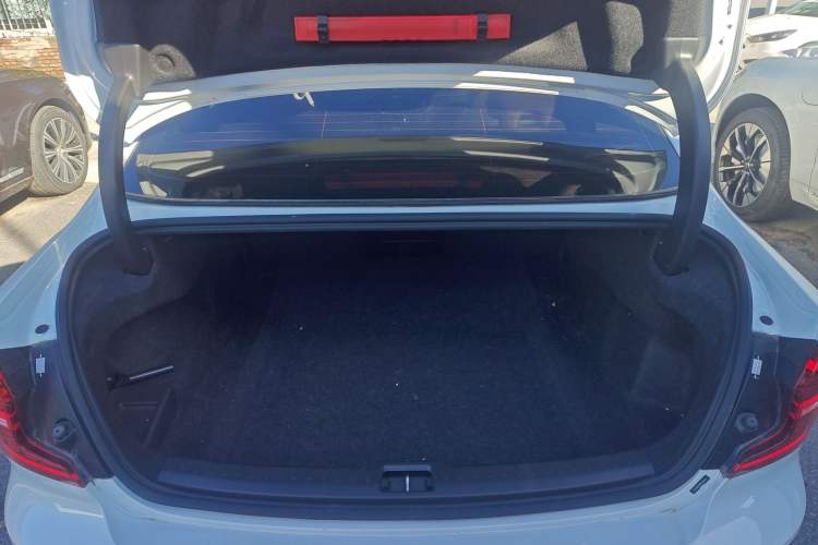 Used Volvo S60 2024 B4 Zhiyuan Luxury Edition