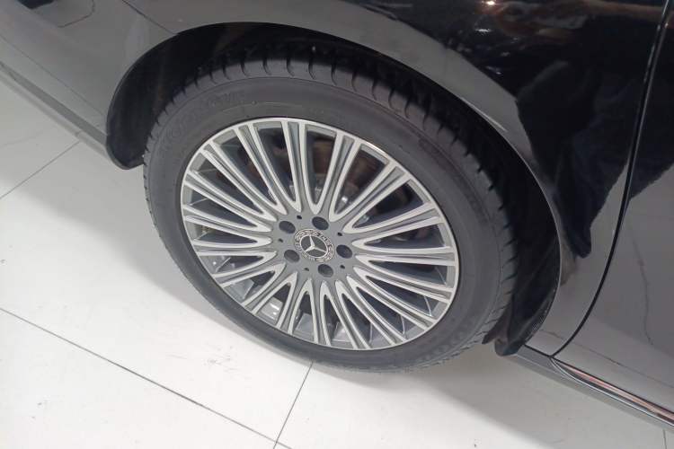 Used Mercedes-Benz E-Class 2021 E 300 L Premium Edition