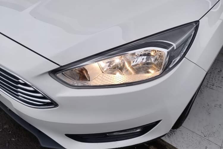 Used Ford Focus 2017 Sedan 1.6L Automatic Comfort Plus SmartDrive Edition