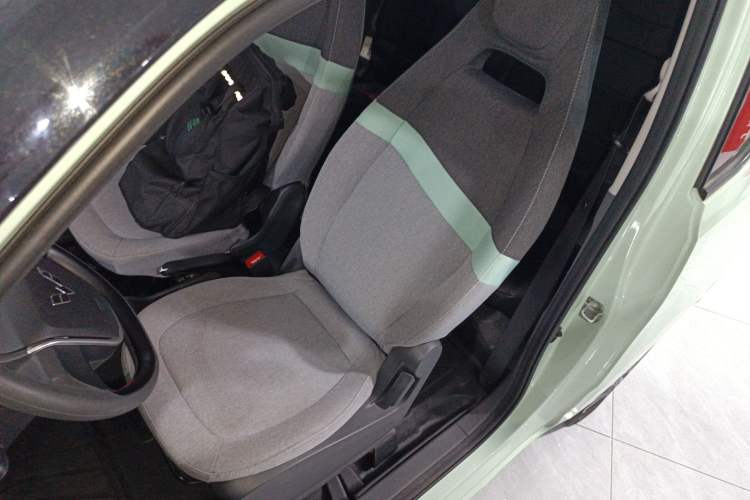 Used Wuling Hongguang MINIEV 2021 Macaron Premium Model – Lithium Iron Phosphate
