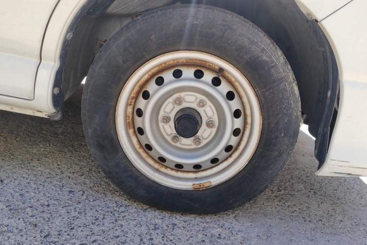 Used Jinbei Express 2018 2.0L Standard Version V19