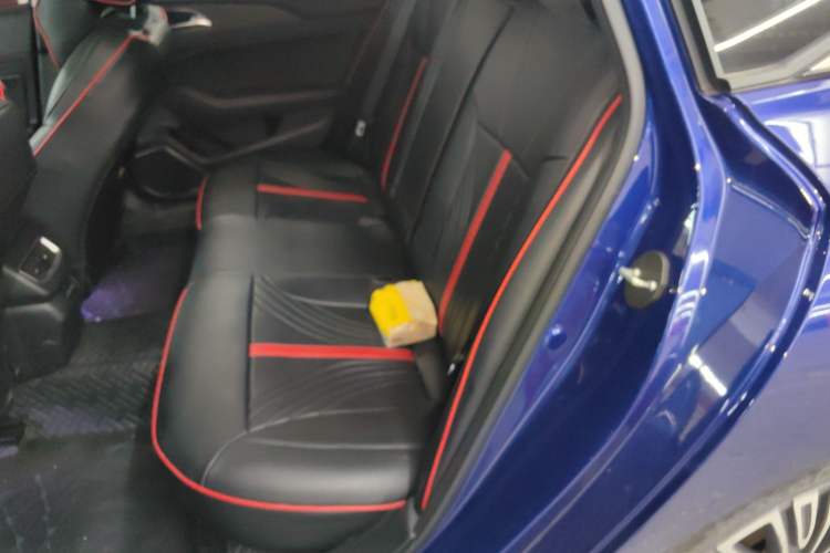 Used Hongqi H5 2022 Classic Model 1.8T Automatic Smart Connect Flagship Edition