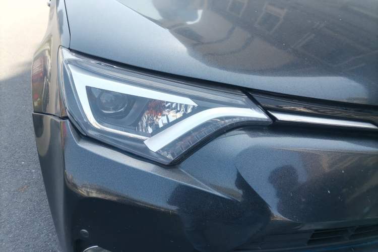 Used Toyota RAV4 2016 2.5L Automatic 4x4 Elite Edition