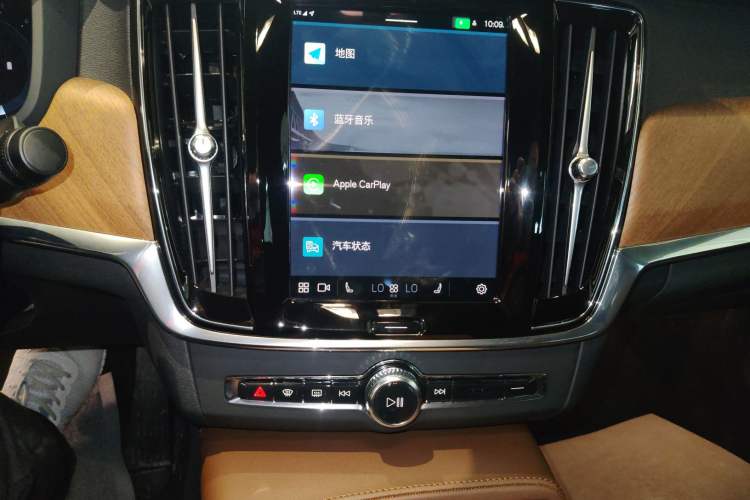 Used Volvo S90 2025 B5 Zhiyi Luxury Edition