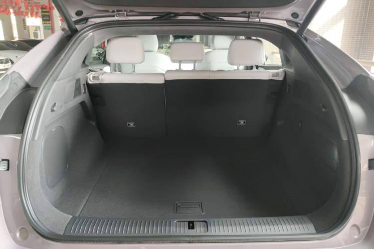 Used XPeng G6 2025 625 Long-Range Max Flagship Edition
