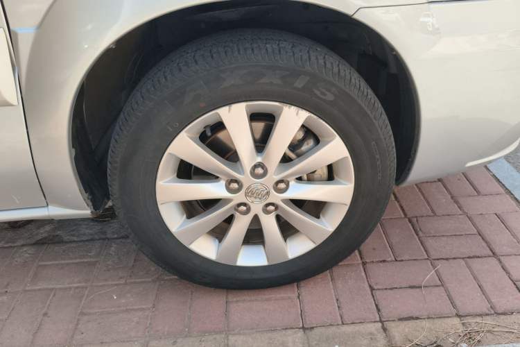 Used Buick GL8 2014 2.4L Classic Edition