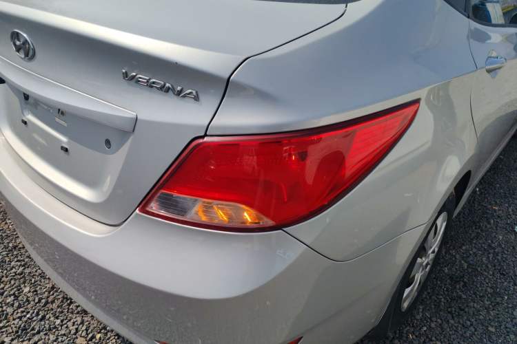 Used Hyundai Verna (older generation) 2014 1.4L Manual Smart GLS Trim Right Rear Taillight